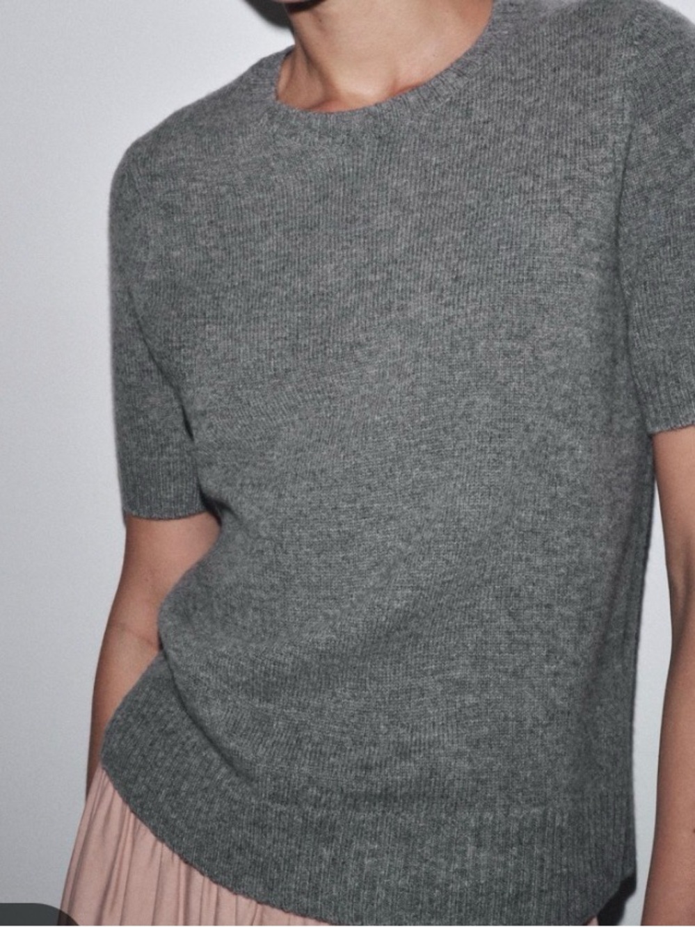 Zara Gray Short-Sleeve Crew Knit Sweater